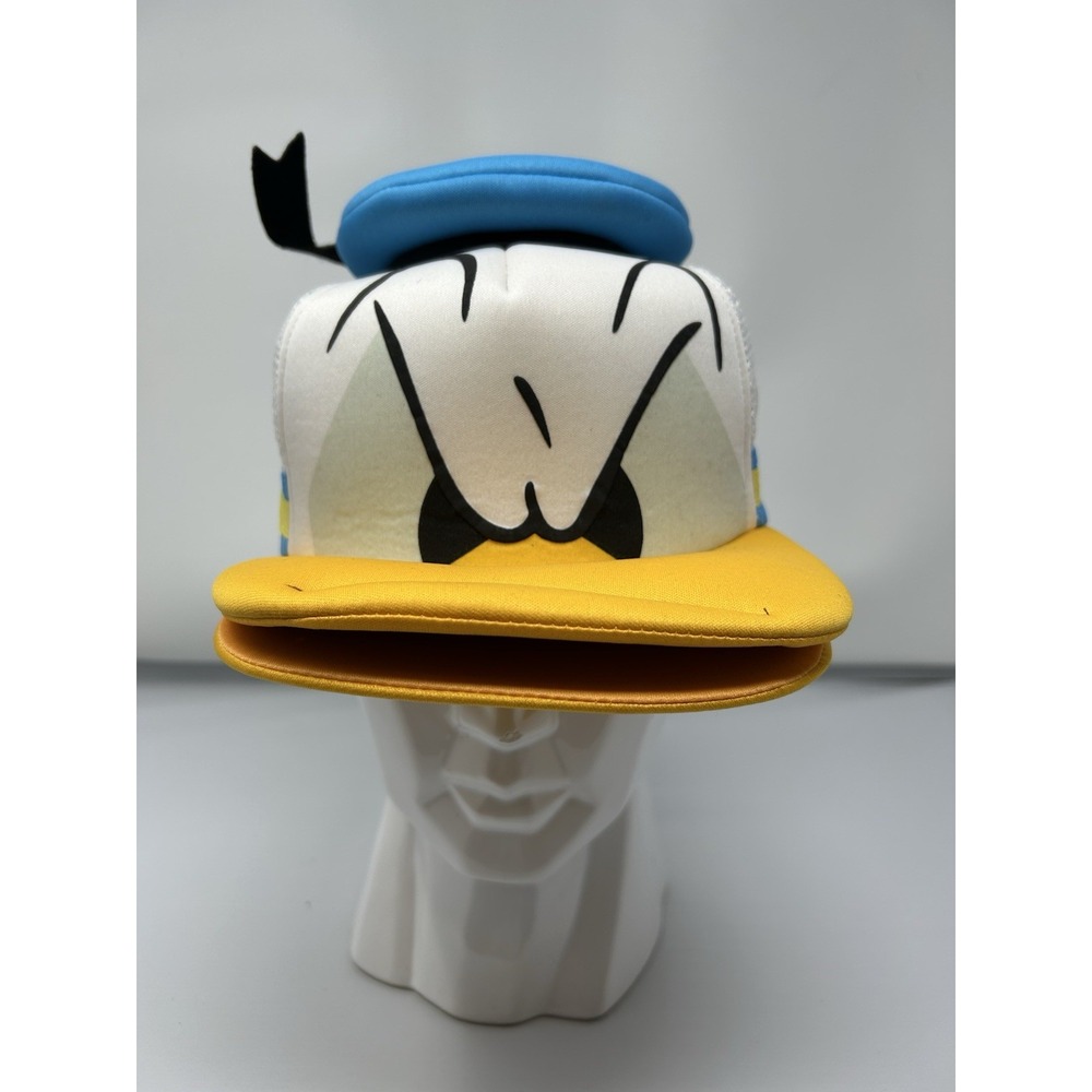 Disney Donald Duck Character Hat - White, Blue, Yellow